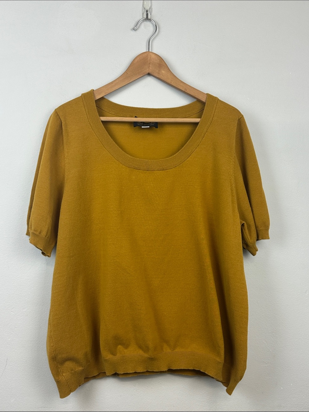Bob Mackie Mustard Scoop Neck Short Sleeve Top Sz 1X